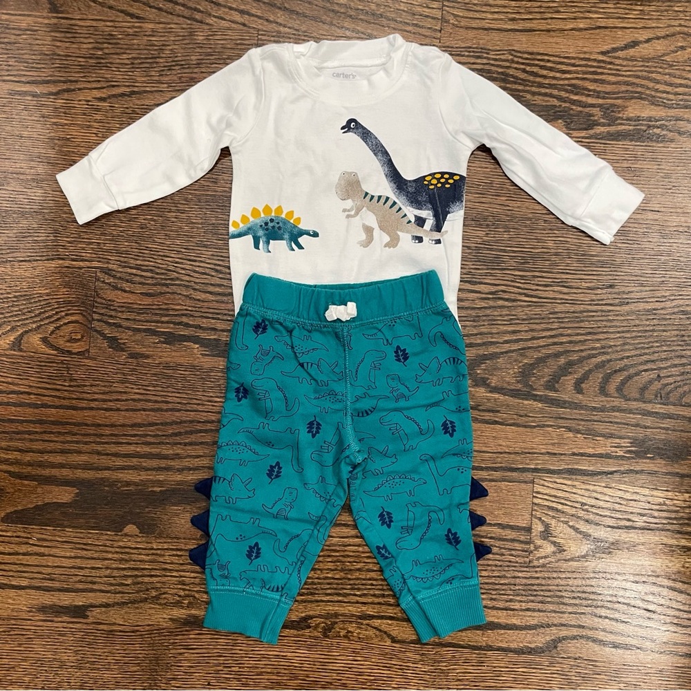 Carter’s Dinosaur Matching Set 6m